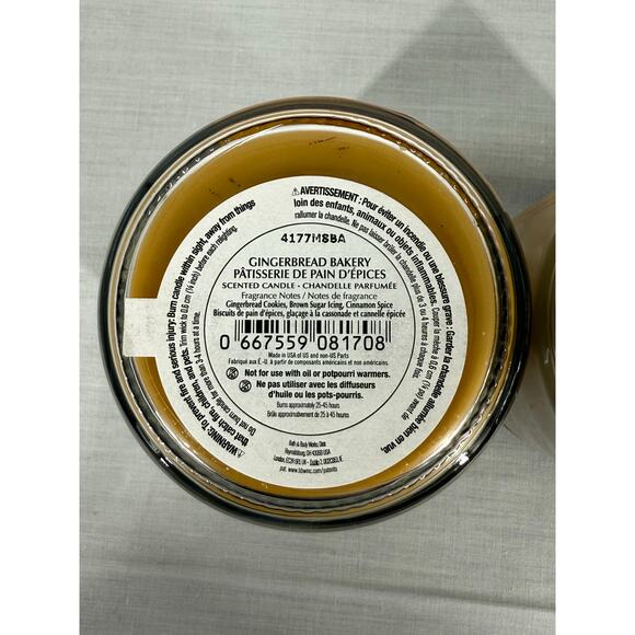 NEW Bath & Body Gingerbread Bakery Holiday Scented Candles 2Pack - Picture 4 of 4